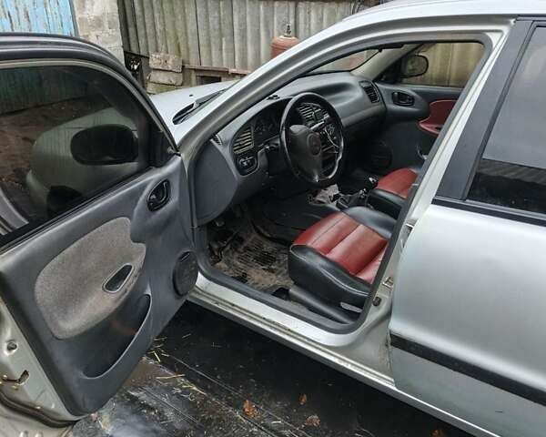 Сірий Деу Ланос, об'ємом двигуна 1.5 л та пробігом 220 тис. км за 2200 $, фото 3 на Automoto.ua