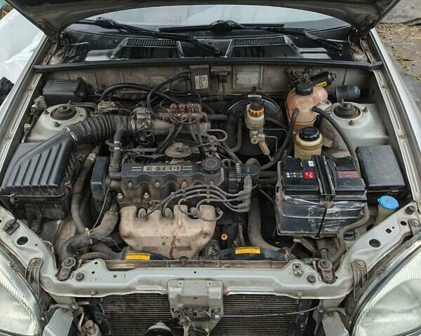 Сірий Деу Ланос, об'ємом двигуна 1.5 л та пробігом 220 тис. км за 2200 $, фото 5 на Automoto.ua