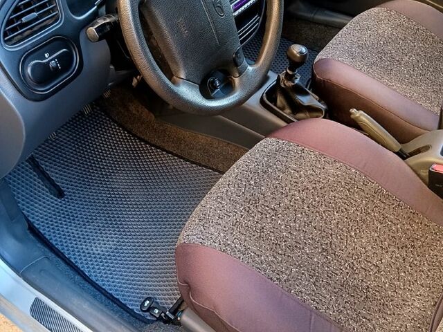 Серый Дэу Ланос, объемом двигателя 1.6 л и пробегом 86 тыс. км за 4000 $, фото 7 на Automoto.ua