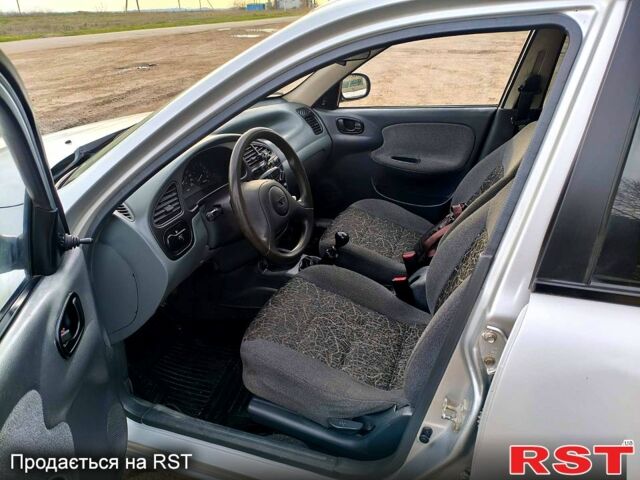 Серый Дэу Ланос, объемом двигателя 1.5 л и пробегом 288 тыс. км за 2300 $, фото 8 на Automoto.ua