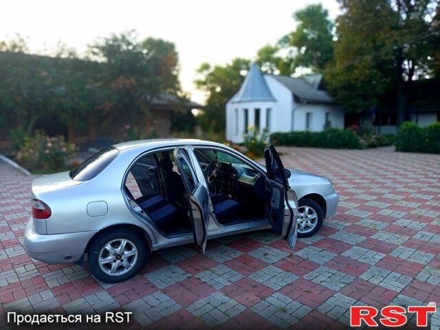 Сірий Деу Ланос, об'ємом двигуна 1.5 л та пробігом 220 тис. км за 1750 $, фото 5 на Automoto.ua