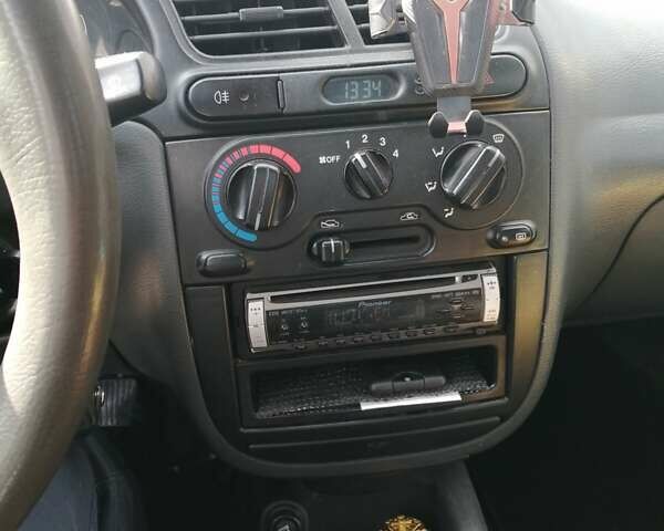 Серый Дэу Ланос, объемом двигателя 1.5 л и пробегом 177 тыс. км за 2500 $, фото 6 на Automoto.ua