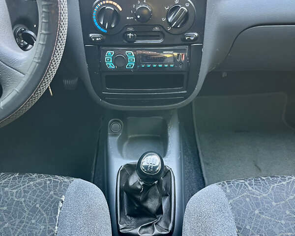 Серый Дэу Ланос, объемом двигателя 1.5 л и пробегом 173 тыс. км за 2450 $, фото 16 на Automoto.ua