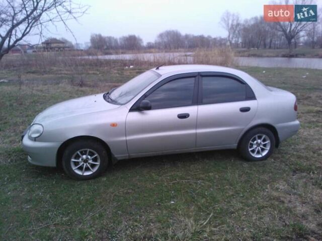 Дэу Ланос 2006 в Борисполе на Automoto.ua Серый Дэу Ланос, объемом двигателя 1.5 л и пробегом 235 тыс. км за 2400 $, фото 4 на Automoto.ua