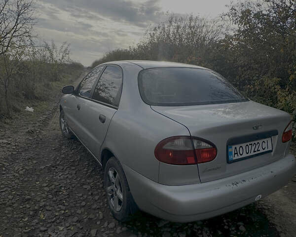 Серый Дэу Ланос, объемом двигателя 1.5 л и пробегом 225 тыс. км за 2000 $, фото 4 на Automoto.ua