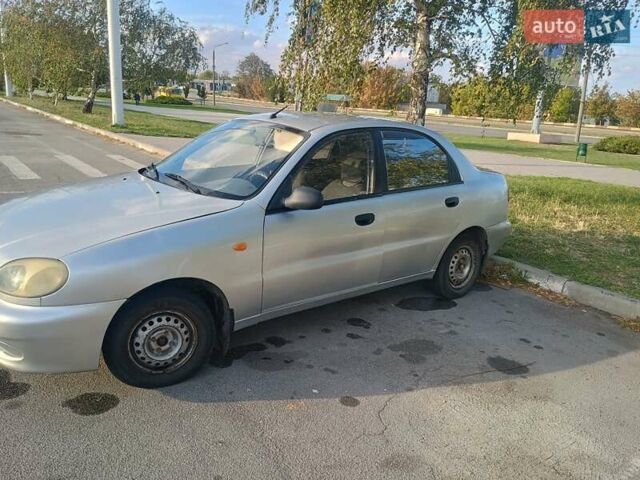 Дэу Ланос 2006 в Запорожье на Automoto.ua Серый Дэу Ланос, объемом двигателя 1.5 л и пробегом 300 тыс. км за 1900 $, фото 2 на Automoto.ua