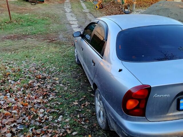 Сірий Деу Ланос, об'ємом двигуна 1.5 л та пробігом 303 тис. км за 2250 $, фото 2 на Automoto.ua