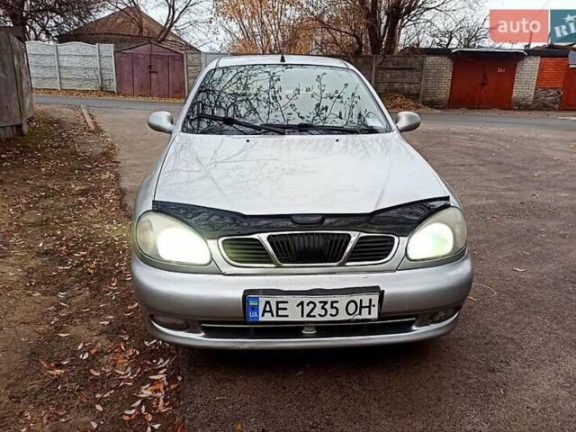 Серый Дэу Ланос, объемом двигателя 1.5 л и пробегом 306 тыс. км за 1950 $, фото 4 на Automoto.ua