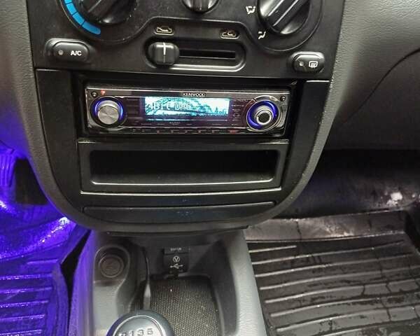 Сірий Деу Ланос, об'ємом двигуна 1.5 л та пробігом 181 тис. км за 1950 $, фото 8 на Automoto.ua