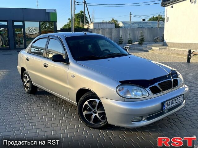 Серый Дэу Ланос, объемом двигателя 1.5 л и пробегом 250 тыс. км за 2400 $, фото 6 на Automoto.ua