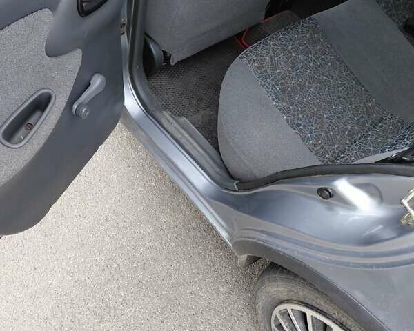 Сірий Деу Ланос, об'ємом двигуна 1.5 л та пробігом 137 тис. км за 2500 $, фото 3 на Automoto.ua