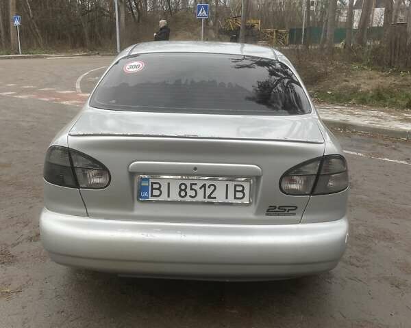 Серый Дэу Ланос, объемом двигателя 2 л и пробегом 253 тыс. км за 2500 $, фото 2 на Automoto.ua