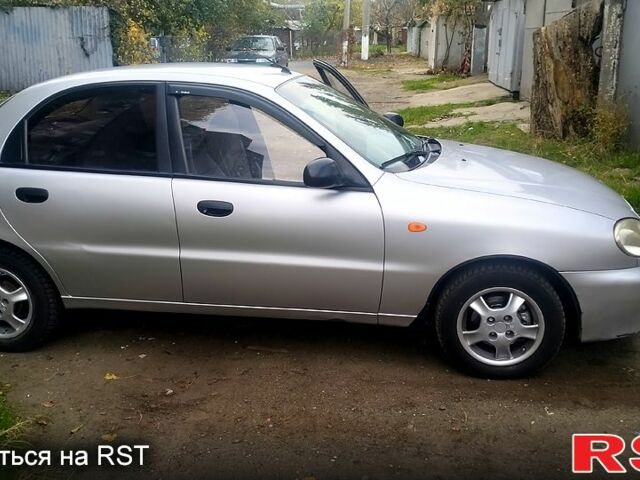 Серый Дэу Ланос, объемом двигателя 1.6 л и пробегом 298 тыс. км за 2500 $, фото 1 на Automoto.ua