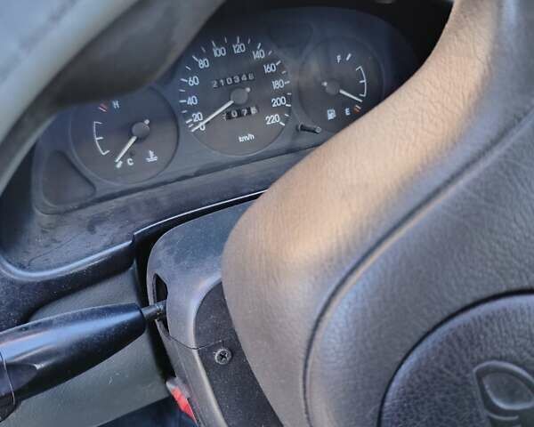 Дэу Ланос 2006 в Коломые на Automoto.ua Серый Дэу Ланос, объемом двигателя 1.4 л и пробегом 210 тыс. км за 1500 $, фото 2 на Automoto.ua