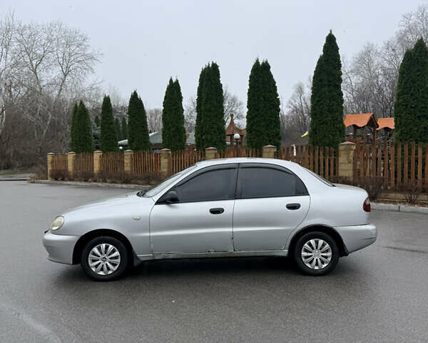 Серый Дэу Ланос, объемом двигателя 0 л и пробегом 212 тыс. км за 1800 $, фото 2 на Automoto.ua