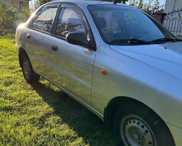 Сірий Деу Ланос, об'ємом двигуна 1.5 л та пробігом 151 тис. км за 3500 $, фото 34 на Automoto.ua