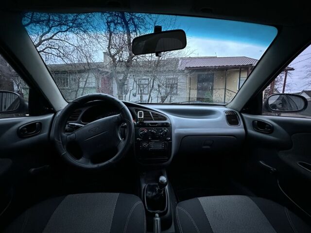 Серый Дэу Ланос, объемом двигателя 1.5 л и пробегом 254 тыс. км за 1749 $, фото 7 на Automoto.ua