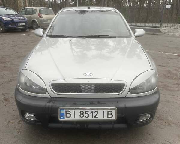 Серый Дэу Ланос, объемом двигателя 2 л и пробегом 253 тыс. км за 2500 $, фото 1 на Automoto.ua