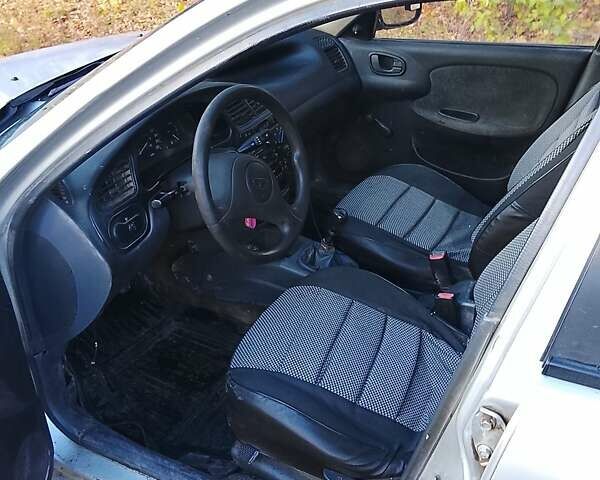 Деу Ланос 2006 у Теофиполь на Automoto.ua Сірий Деу Ланос, об'ємом двигуна 1.5 л та пробігом 185 тис. км за 1200 $, фото 1 на Automoto.ua