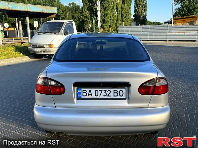 Серый Дэу Ланос, объемом двигателя 1.5 л и пробегом 250 тыс. км за 2400 $, фото 3 на Automoto.ua