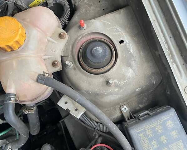 Серый Дэу Ланос, объемом двигателя 1.5 л и пробегом 328 тыс. км за 1350 $, фото 6 на Automoto.ua