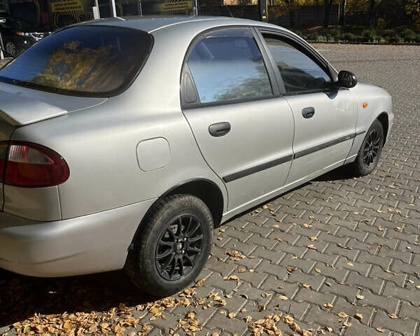 Деу Ланос 2006 у Жмеренке на Automoto.ua Сірий Деу Ланос, об'ємом двигуна 1.3 л та пробігом 179 тис. км за 1650 $, фото 2 на Automoto.ua