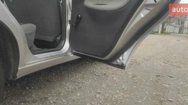 Сірий Деу Ланос, об'ємом двигуна 1.5 л та пробігом 270 тис. км за 2300 $, фото 13 на Automoto.ua