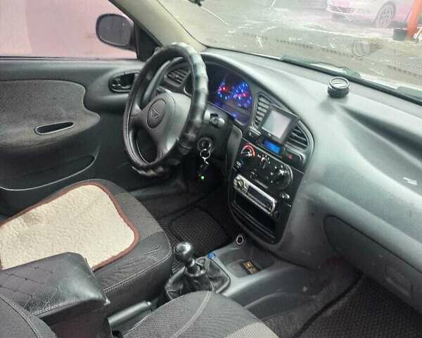 Сірий Деу Ланос, об'ємом двигуна 1.5 л та пробігом 200 тис. км за 2250 $, фото 5 на Automoto.ua