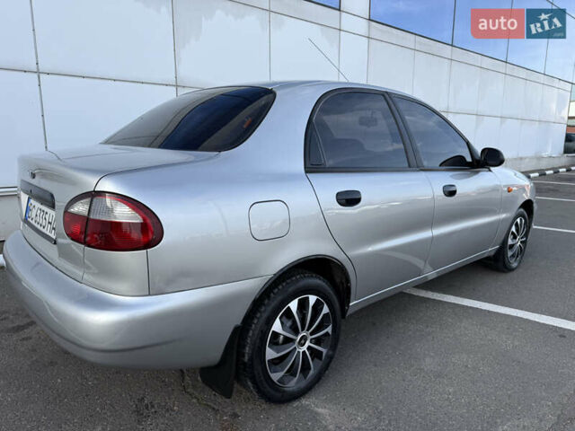 Серый Дэу Ланос, объемом двигателя 1.5 л и пробегом 105 тыс. км за 2900 $, фото 2 на Automoto.ua