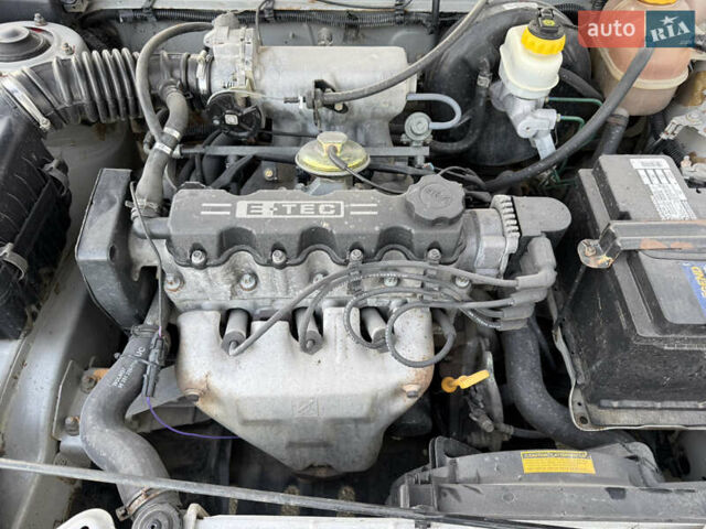 Серый Дэу Ланос, объемом двигателя 1.5 л и пробегом 105 тыс. км за 2900 $, фото 12 на Automoto.ua