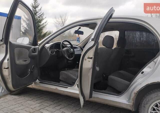 Дэу Ланос 2006 в Шумск на Automoto.ua Серый Дэу Ланос, объемом двигателя 1.5 л и пробегом 300 тыс. км за 1300 $, фото 1 на Automoto.ua