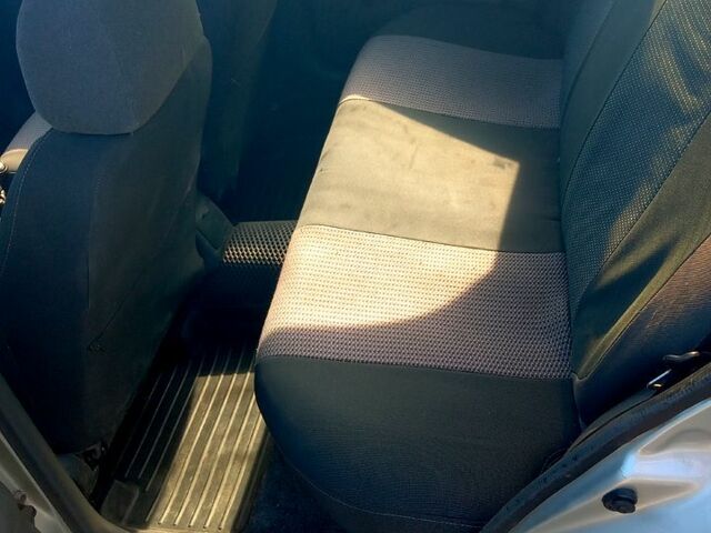 Серый Дэу Ланос, объемом двигателя 1.5 л и пробегом 229 тыс. км за 2500 $, фото 3 на Automoto.ua