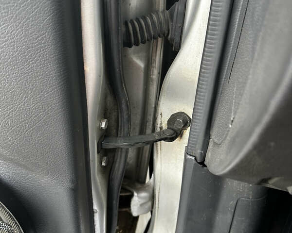 Серый Дэу Ланос, объемом двигателя 1.5 л и пробегом 192 тыс. км за 3000 $, фото 26 на Automoto.ua