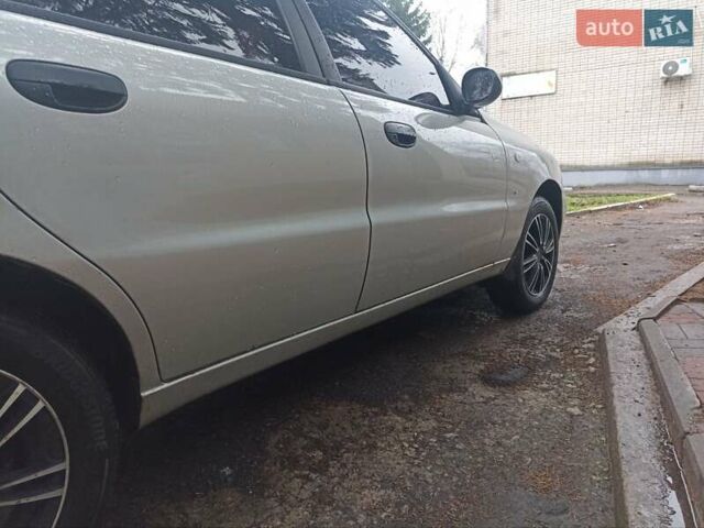 Сірий Деу Ланос, об'ємом двигуна 1.5 л та пробігом 236 тис. км за 2999 $, фото 6 на Automoto.ua