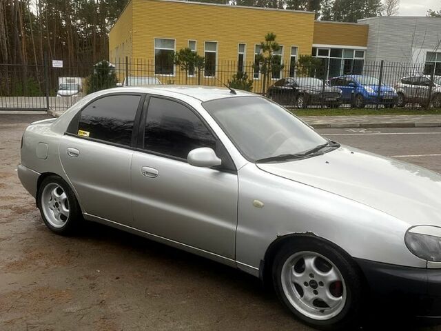 Серый Дэу Ланос, объемом двигателя 2 л и пробегом 253 тыс. км за 2500 $, фото 3 на Automoto.ua