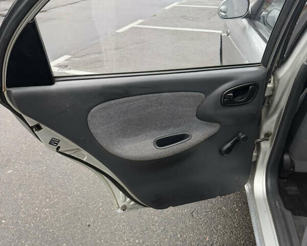 Серый Дэу Ланос, объемом двигателя 1.5 л и пробегом 186 тыс. км за 2200 $, фото 18 на Automoto.ua