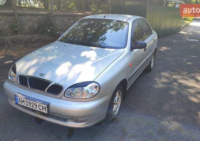 Серый Дэу Ланос, объемом двигателя 1.5 л и пробегом 130 тыс. км за 2950 $, фото 1 на Automoto.ua