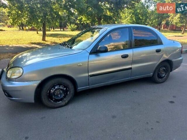 Сірий Деу Ланос, об'ємом двигуна 1.5 л та пробігом 221 тис. км за 2250 $, фото 4 на Automoto.ua