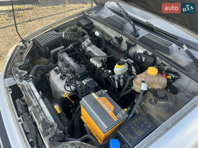 Деу Ланос 2006 у Києві на Automoto.ua Сірий Деу Ланос, об'ємом двигуна 1.5 л та пробігом 205 тис. км за 1950 $, фото 14 на Automoto.ua