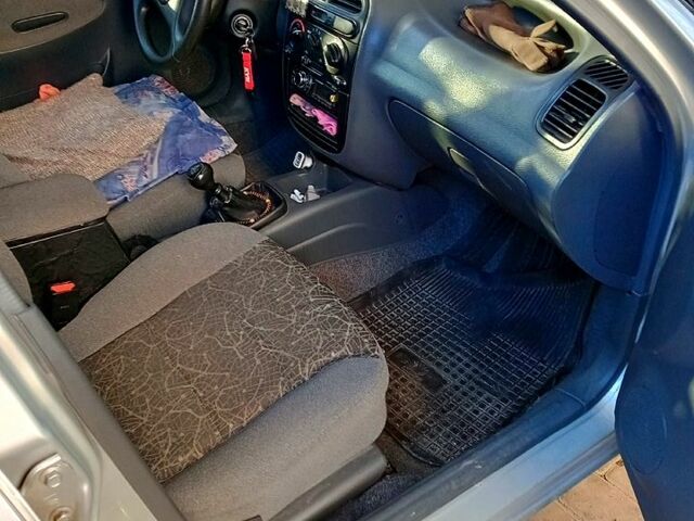 Сірий Деу Ланос, об'ємом двигуна 15 л та пробігом 118 тис. км за 2700 $, фото 2 на Automoto.ua