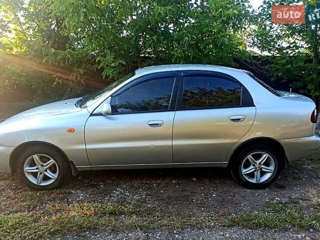 Серый Дэу Ланос, объемом двигателя 1.5 л и пробегом 306 тыс. км за 1950 $, фото 6 на Automoto.ua