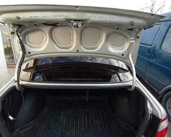 Серый Дэу Ланос, объемом двигателя 0 л и пробегом 150 тыс. км за 1950 $, фото 2 на Automoto.ua