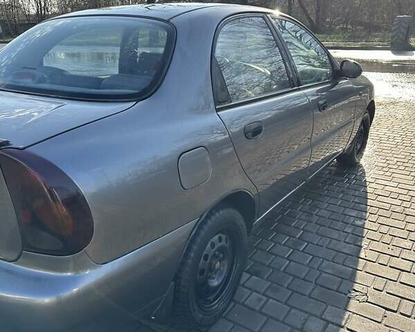 Сірий Деу Ланос, об'ємом двигуна 1.5 л та пробігом 394 тис. км за 1800 $, фото 6 на Automoto.ua