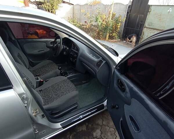 Серый Дэу Ланос, объемом двигателя 0 л и пробегом 150 тыс. км за 1950 $, фото 8 на Automoto.ua