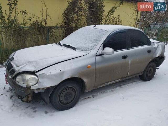 Сірий Деу Ланос, об'ємом двигуна 1.5 л та пробігом 200 тис. км за 1000 $, фото 1 на Automoto.ua