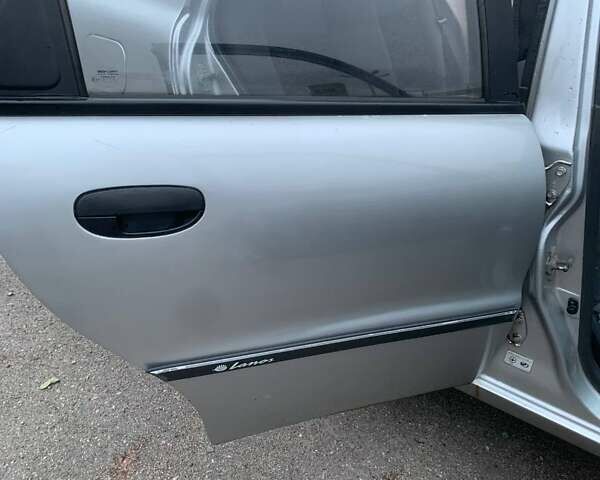 Сірий Деу Ланос, об'ємом двигуна 1.5 л та пробігом 221 тис. км за 1400 $, фото 4 на Automoto.ua