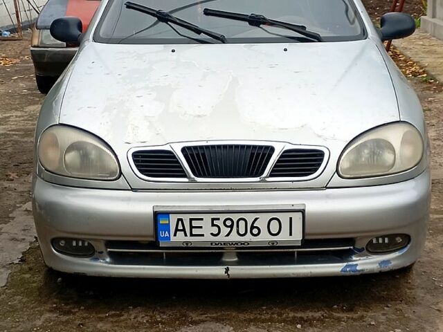 Серый Дэу Ланос, объемом двигателя 1.6 л и пробегом 197 тыс. км за 2000 $, фото 2 на Automoto.ua