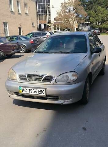 Сірий Деу Ланос, об'ємом двигуна 1.5 л та пробігом 281 тис. км за 1750 $, фото 1 на Automoto.ua