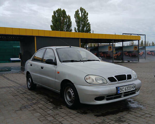 Деу Ланос 2006 у Белгород-Днестровском на Automoto.ua Сірий Деу Ланос, об'ємом двигуна 1.5 л та пробігом 104 тис. км за 1950 $, фото 5 на Automoto.ua