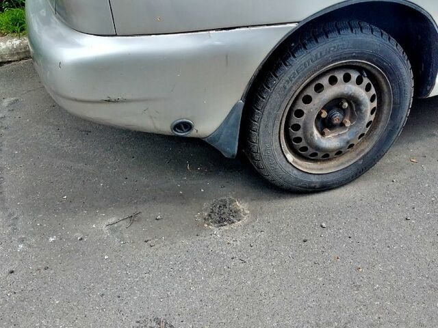 Сірий Деу Ланос, об'ємом двигуна 1.5 л та пробігом 400 тис. км за 1000 $, фото 10 на Automoto.ua